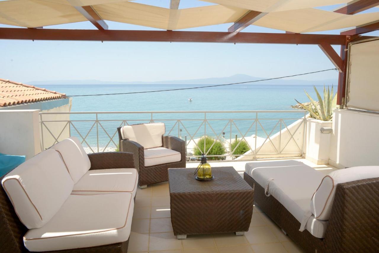 Agali 2 Superior Mezonet Front Of The Sea Apartment Akrogiali Exterior photo