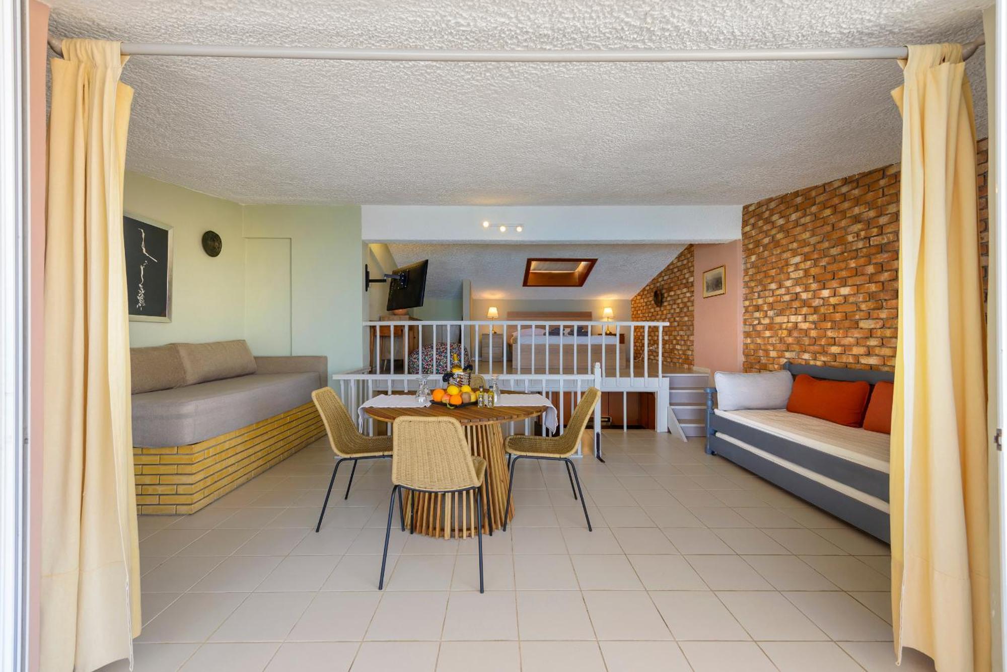 Agali 2 Superior Mezonet Front Of The Sea Apartment Akrogiali Exterior photo